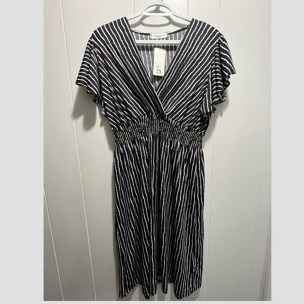 Black and White striped dress. Size XL, never worn.